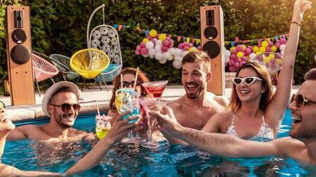 What to Wear to a Pool Party