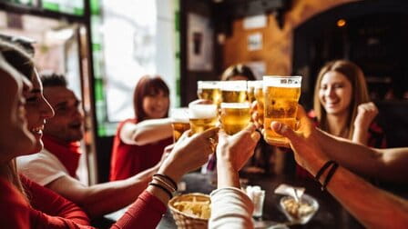 Do Guys Find It Attractive When A Girl Drinks Beer?